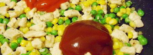 омурайсу , японский омлет с начинкой. Шаг 8