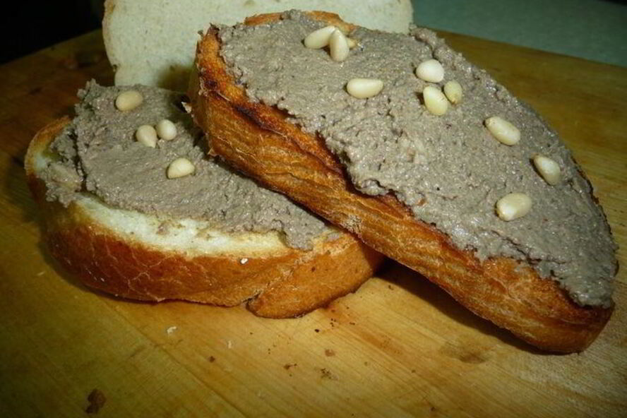 Рецепт паштета из бараньей печени с кедровыми орешками