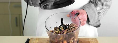 паштет из куриной печенки с яблоками и тимьяном. Шаг 4