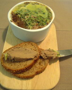 Печеночный паштет с укропом