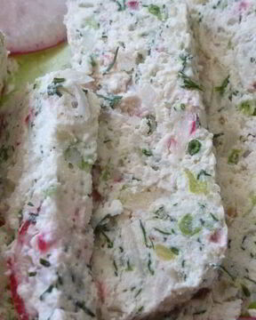 Творожный паштет с редисом