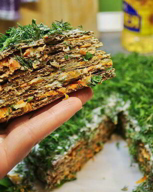 Печеночный торт с грибами