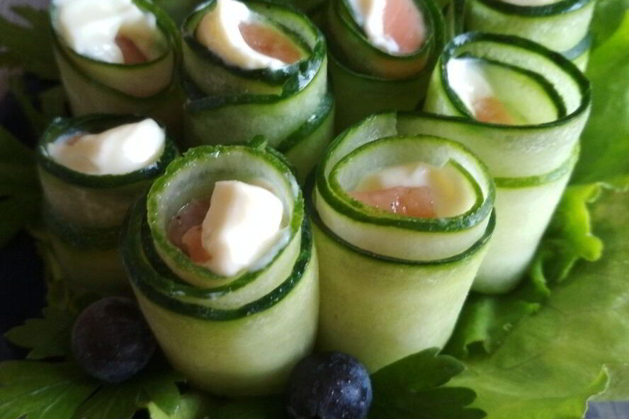 Рецепт огуречных роллов с семгой