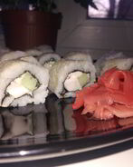 Роллы Аляска