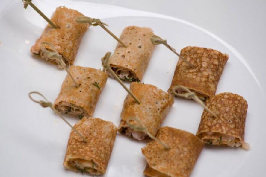 Рецепт роллов из гречневых блинов с креветками