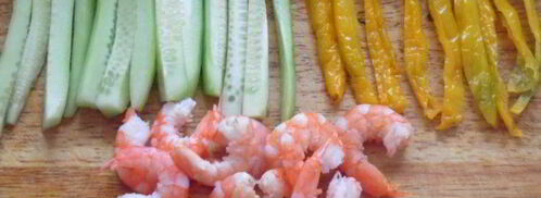 роллы с креветками. Шаг 3