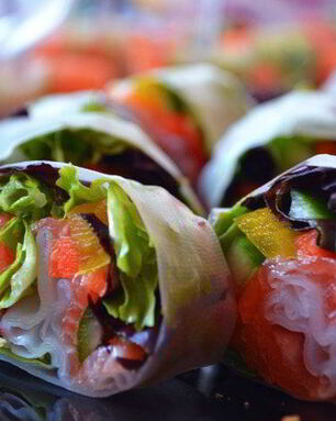 Роллы с лососем