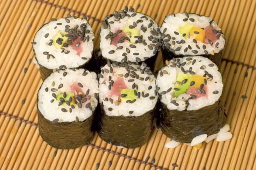 Рецепт роллов с тунцом и овощами