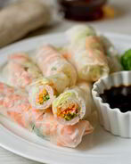 Спринг-роллы с креветками