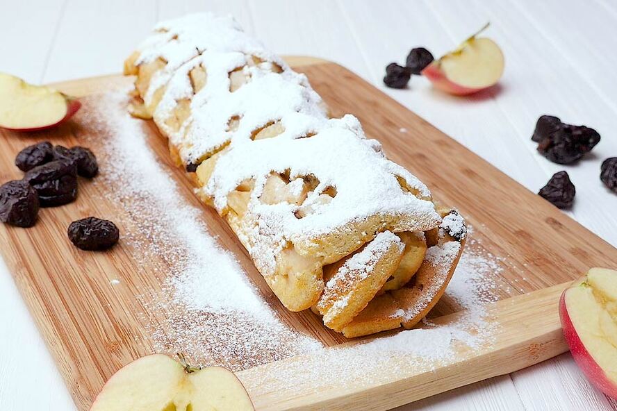 Рецепт домашнего рулета с фруктами