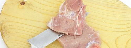 мясной рулет с вяленой клюквой. Шаг 3