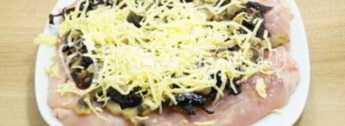 рулет из куриной грудки. Шаг 9