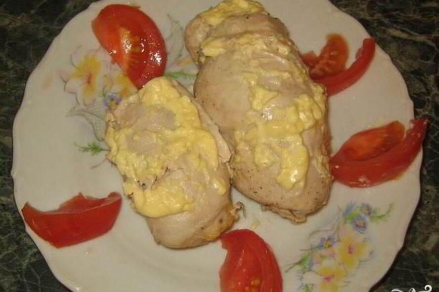 Рецепт рулета куриного с грибами и сыром