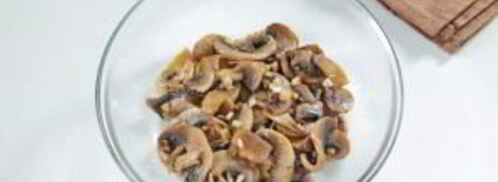 рулетики с томатами и грибами. Шаг 2