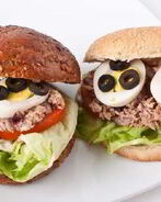 Средиземноморский сэндвич с тунцом