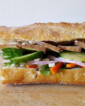 Сэндвич Бан Ми