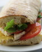 Сэндвич с курицей и домашним майонезом