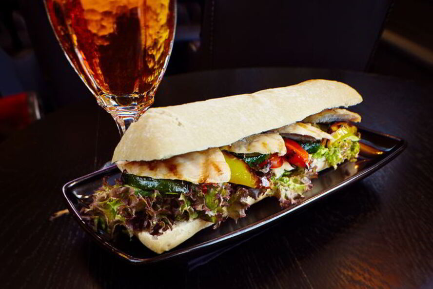 Рецепт сэндвича с курицей и овощами-гриль