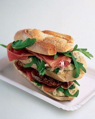 Сэндвич с ветчиной и инжиром