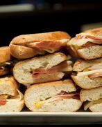 Сэндвич с ветчиной и сыром