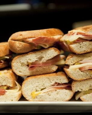 Сэндвич с ветчиной и сыром