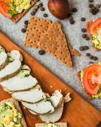 Сэндвич с яйцом и авокадо