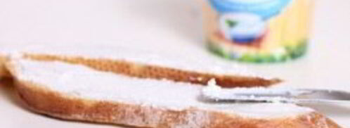 сэндвич со слабосоленой семгой и авокадо. Шаг 2