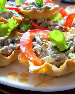 Тарталетки с грибной начинкой