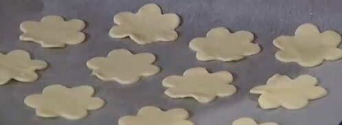 тарталетки с креветками и соусом бешамель. Шаг 3