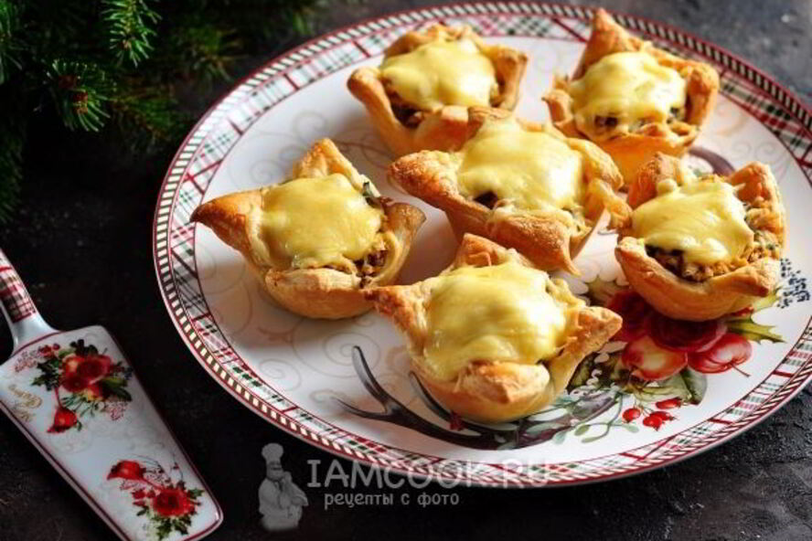 Рецепт тарталеток с курицей, грибами и сыром
