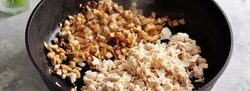 тарталетки с курицей, грибами и сыром. Шаг 6