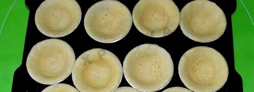 тарталетки с начинкой из крабовых палочек. Шаг 12