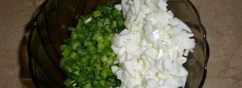 тарталетки с печенью трески и яйцом, зеленым луком и укропом. Шаг 4