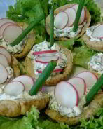 Тарталетки с творогом и зеленью