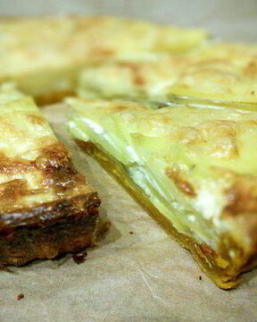 Картофельный тарт на тыквенном тесте