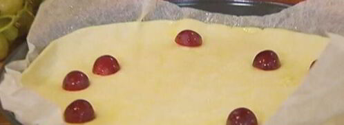 тарт из слоеного теста с сахарным виноградом. Шаг 5