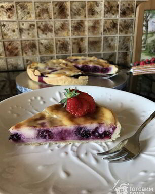 Тарт с ежевикой