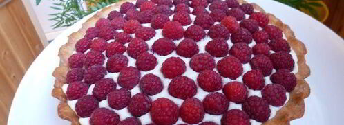 тарт с малиной, заварным кремом и шоколадной прослойкой. Шаг 8