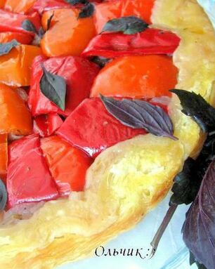 Тарт Татен со сладким перцем