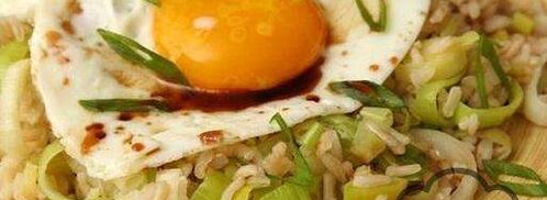 классическая яичница на завтрак. Шаг 7