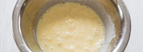 сливочная яичница-болтунья с грибами и беконом. Шаг 2