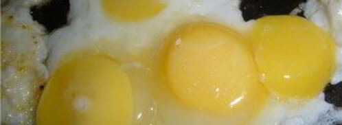 яичница из замороженных яиц. Шаг 4