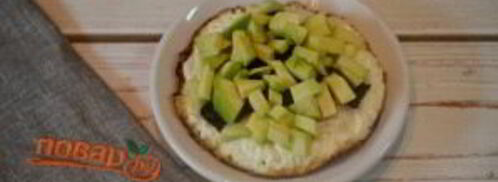 яичница с беконом и авокадо. Шаг 4