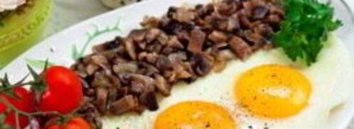 яичница с грибами и луком. Шаг 4