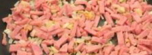 яичница с помидорами и ветчиной. Шаг 6