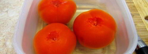 яичница с помидорами — великое сочетание продуктов. Шаг 2