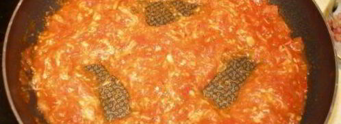 яичница с томатами uova al pomodoro. Шаг 4