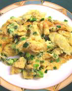 Яичница с зеленым луком