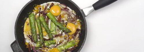 яичница со спаржей. Шаг 5