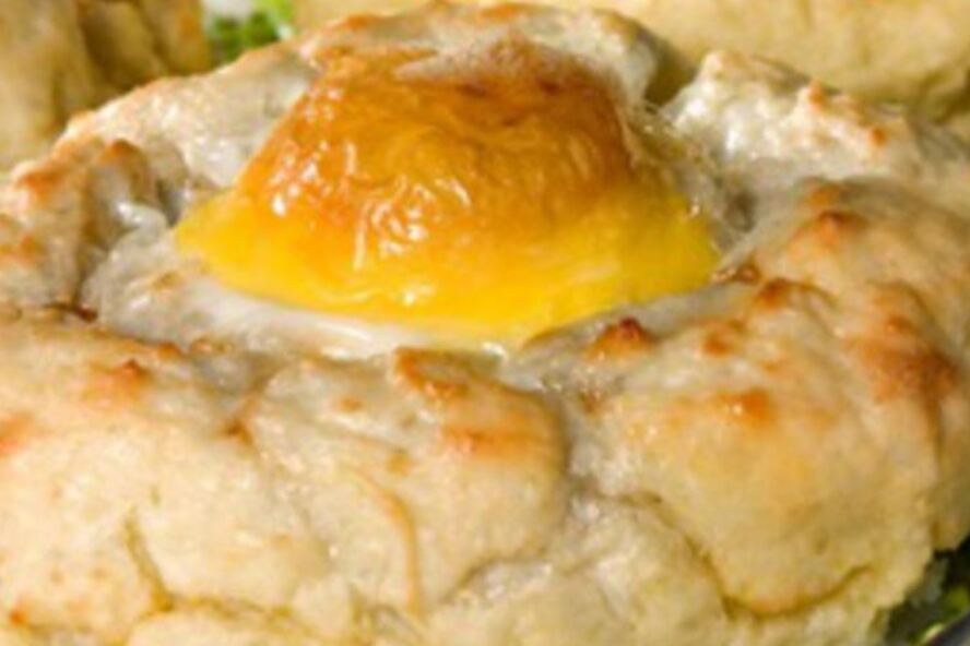 Рецепт яичницы в гнезде